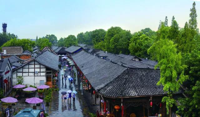 大爷跳广场舞，与近50人发生故事染“艾滋病”，和这3点有关